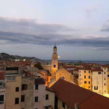Appartamento Bellavista Con Parking Privato, A Un Passo Dal Teatro Ariston 圣雷默 外观 照片