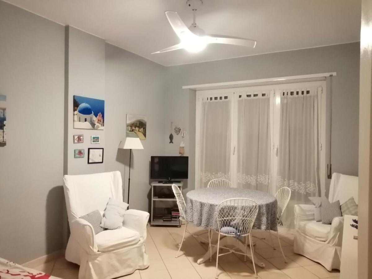Appartamento Bellavista Con Parking Privato, A Un Passo Dal Teatro Ariston 圣雷默 外观 照片