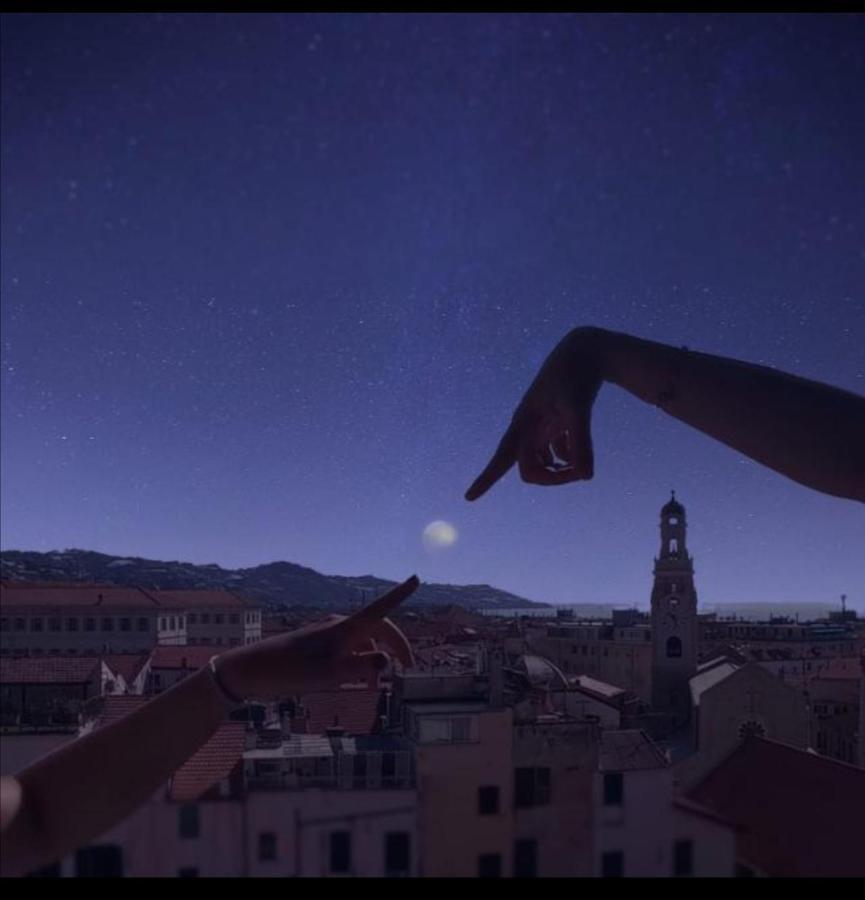 Appartamento Bellavista Con Parking Privato, A Un Passo Dal Teatro Ariston 圣雷默 外观 照片