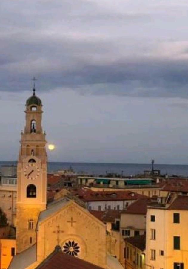 Appartamento Bellavista Con Parking Privato, A Un Passo Dal Teatro Ariston 圣雷默 外观 照片